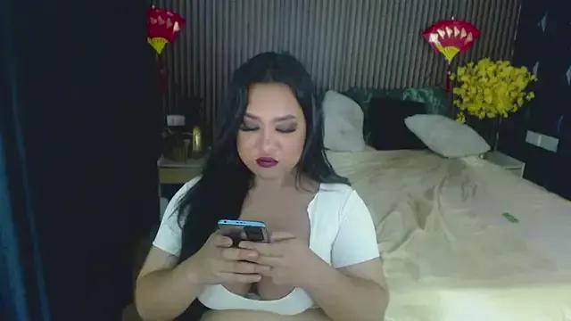 Girls and cam to cam: Watch as these sophisticated entertainers uncover their stunning costumes and curvaceous curves online!