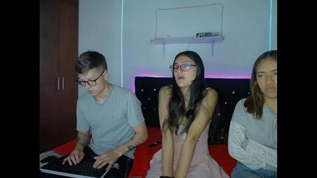 Girls and cam to cam: Watch as these sophisticated entertainers uncover their stunning costumes and curvaceous curves online!