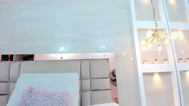 aaliyah_beller from StripChat is Freechat