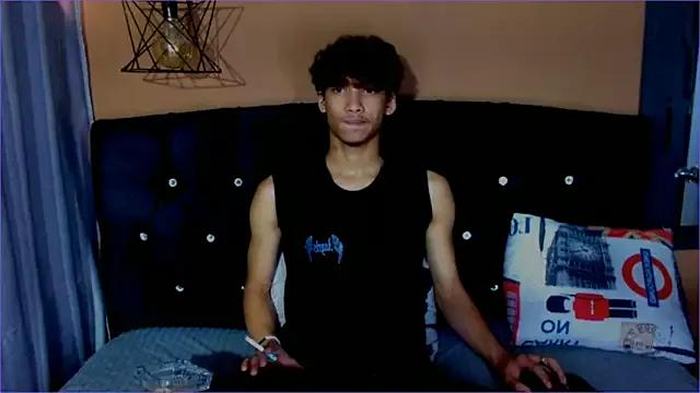 Photos of aaron_schott from StripChat is Freechat