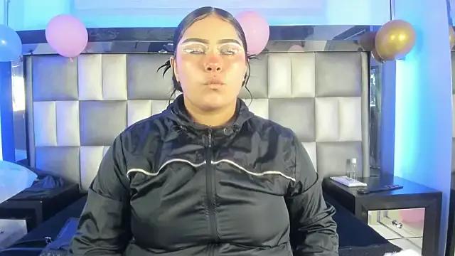 Girls and cam to cam: Watch as these sophisticated entertainers uncover their stunning costumes and curvaceous curves online!