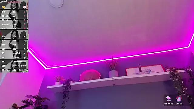 Girls and cam to cam: Watch as these sophisticated entertainers uncover their stunning costumes and curvaceous curves online!