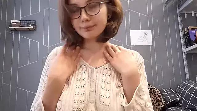AchievedBlue from StripChat is Freechat