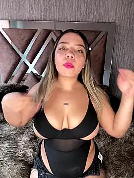 Girls and cam to cam: Watch as these sophisticated entertainers uncover their stunning costumes and curvaceous curves online!