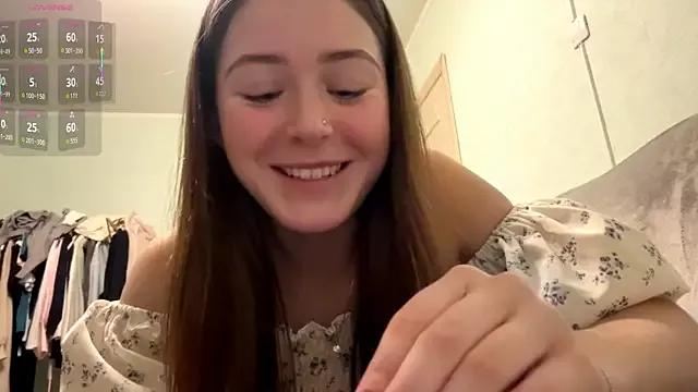 Adel_strongwoman from StripChat is Freechat