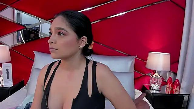 Girls and cam to cam: Watch as these sophisticated entertainers uncover their stunning costumes and curvaceous curves online!