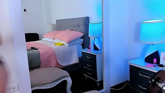 Girls and cam to cam: Watch as these sophisticated entertainers uncover their stunning costumes and curvaceous curves online!