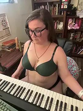 Girls and cam to cam: Watch as these sophisticated entertainers uncover their stunning costumes and curvaceous curves online!