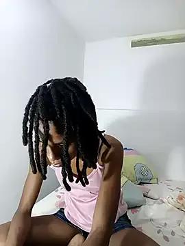 africa_deluxe from StripChat is Freechat