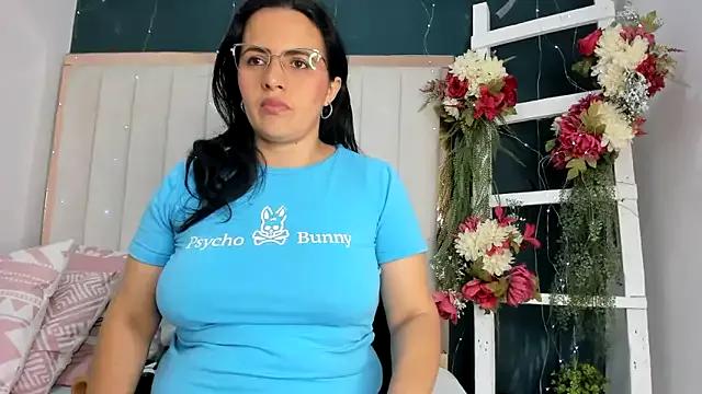 Girls and cam to cam: Watch as these sophisticated entertainers uncover their stunning costumes and curvaceous curves online!