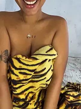 Photos of afrodeusa from StripChat is Freechat