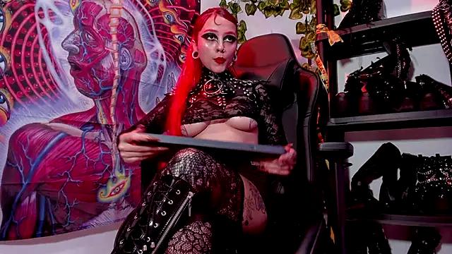 Girls and cam to cam: Watch as these sophisticated entertainers uncover their stunning costumes and curvaceous curves online!