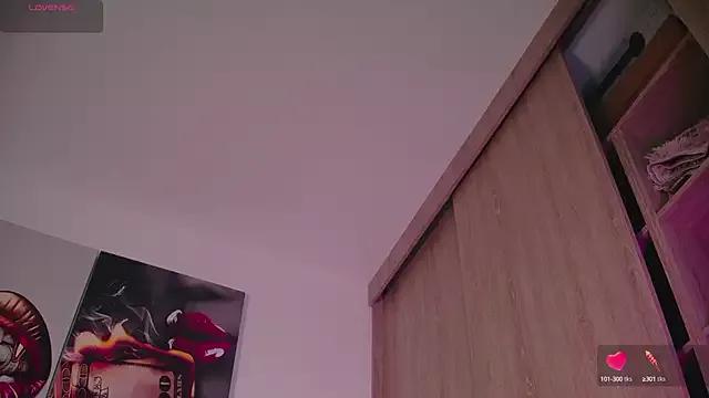 Girls and cam to cam: Watch as these sophisticated entertainers uncover their stunning costumes and curvaceous curves online!