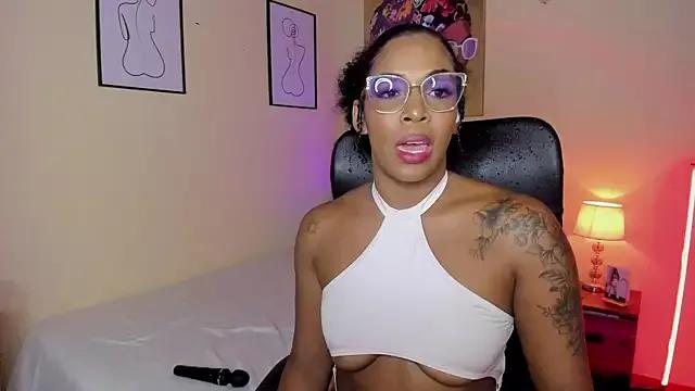 Girls and cam to cam: Watch as these sophisticated entertainers uncover their stunning costumes and curvaceous curves online!