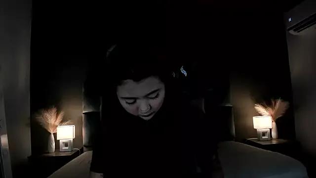 alaia-rogers from StripChat is Freechat