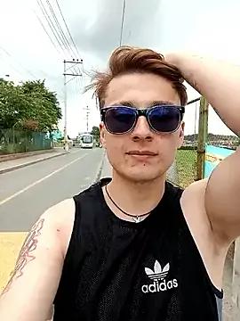 Alan-wolf from StripChat is Freechat