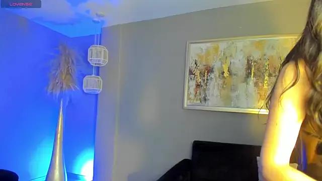 Girls and cam to cam: Watch as these sophisticated entertainers uncover their stunning costumes and curvaceous curves online!