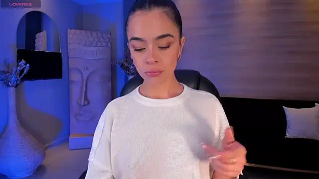 Girls and cam to cam: Watch as these sophisticated entertainers uncover their stunning costumes and curvaceous curves online!