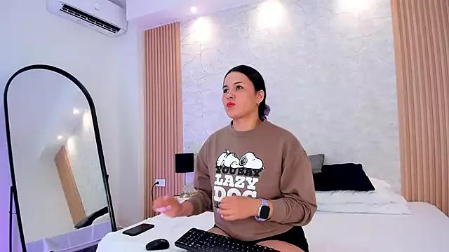 Girls and cam to cam: Watch as these sophisticated entertainers uncover their stunning costumes and curvaceous curves online!