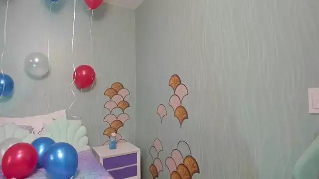alanna__fox from StripChat is Freechat