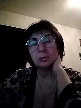 AlbinaXPretty from StripChat is Freechat