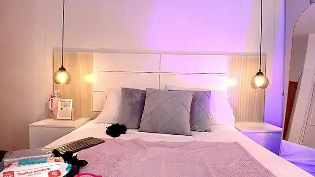 Girls and cam to cam: Watch as these sophisticated entertainers uncover their stunning costumes and curvaceous curves online!