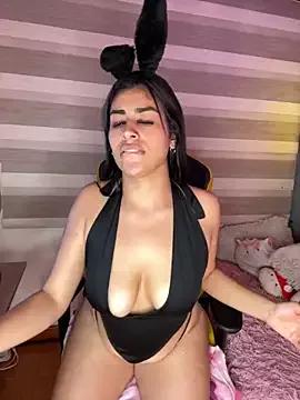 Alejandra-Torres from StripChat is Freechat