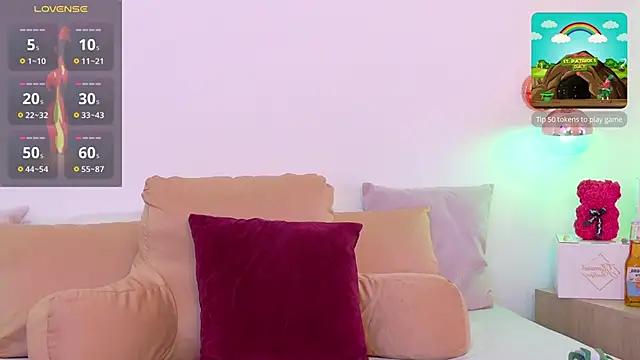 Girls and cam to cam: Watch as these sophisticated entertainers uncover their stunning costumes and curvaceous curves online!