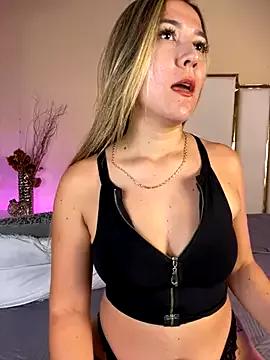 Girls and cam to cam: Watch as these sophisticated entertainers uncover their stunning costumes and curvaceous curves online!