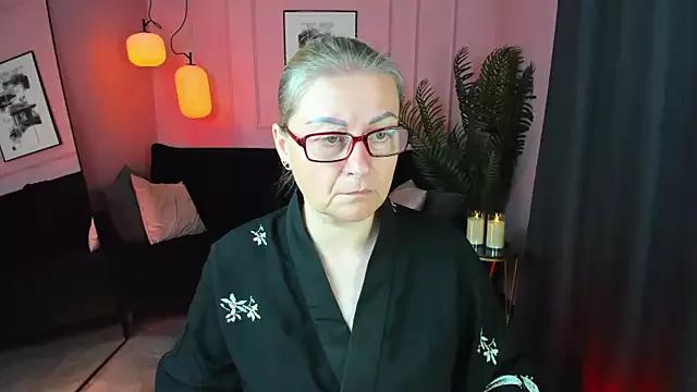 AlexandraKind from StripChat is Freechat