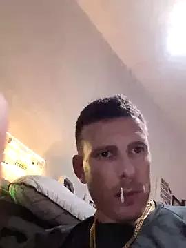 AlexisCynn from StripChat is Freechat
