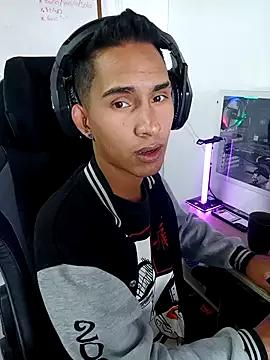 Alexmillers from StripChat is Freechat