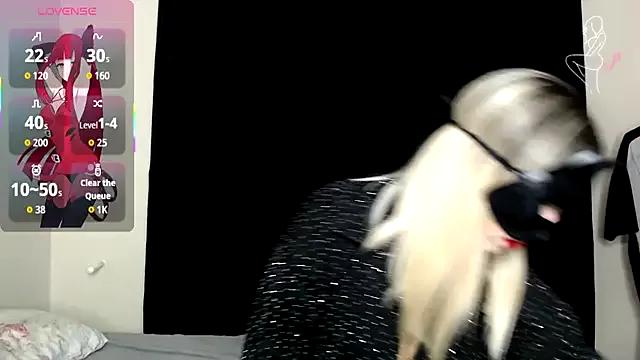 Girls and cam to cam: Watch as these sophisticated entertainers uncover their stunning costumes and curvaceous curves online!