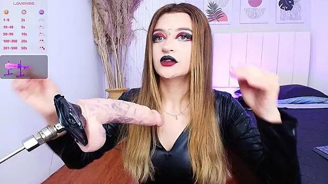 Girls and cam to cam: Watch as these sophisticated entertainers uncover their stunning costumes and curvaceous curves online!
