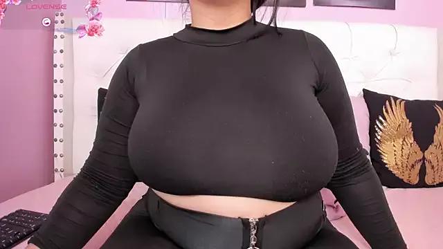 Girls and cam to cam: Watch as these sophisticated entertainers uncover their stunning costumes and curvaceous curves online!