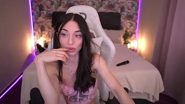 Girls and cam to cam: Watch as these sophisticated entertainers uncover their stunning costumes and curvaceous curves online!
