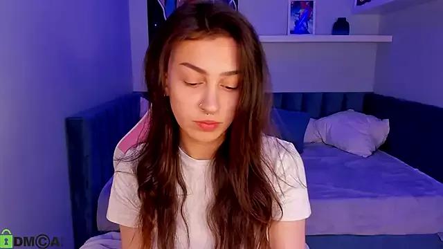 Alice_Crysta1 from StripChat is Freechat