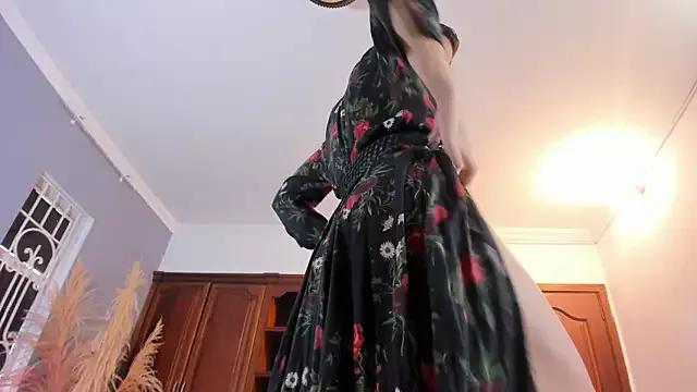 Girls and cam to cam: Watch as these sophisticated entertainers uncover their stunning costumes and curvaceous curves online!