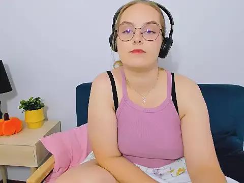 AliceCrazy69 from StripChat is Freechat