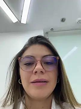 alicee16 from StripChat is Freechat
