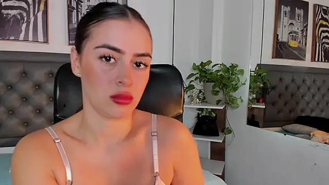 Girls and cam to cam: Watch as these sophisticated entertainers uncover their stunning costumes and curvaceous curves online!