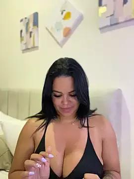 Girls and cam to cam: Watch as these sophisticated entertainers uncover their stunning costumes and curvaceous curves online!