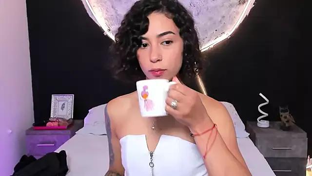 Girls and cam to cam: Watch as these sophisticated entertainers uncover their stunning costumes and curvaceous curves online!