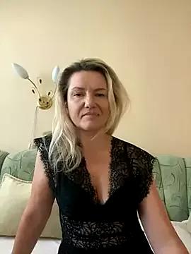 AliceSwan4011 from StripChat is Freechat