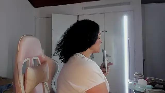 Girls and cam to cam: Watch as these sophisticated entertainers uncover their stunning costumes and curvaceous curves online!