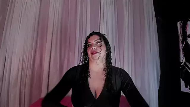 Girls and cam to cam: Watch as these sophisticated entertainers uncover their stunning costumes and curvaceous curves online!