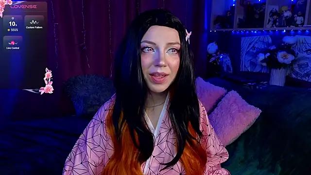 Girls and cam to cam: Watch as these sophisticated entertainers uncover their stunning costumes and curvaceous curves online!