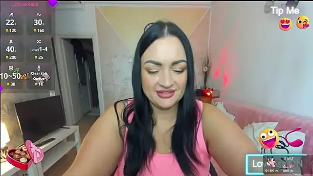 AliTemptress from StripChat is Freechat