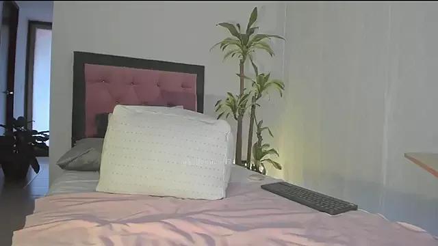 Ally_Snow from StripChat is Freechat