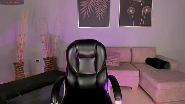 Girls and cam to cam: Watch as these sophisticated entertainers uncover their stunning costumes and curvaceous curves online!